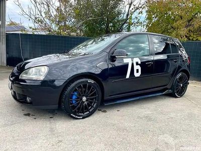 Negru Utilizat 2005 VW Golf V Hatchback | 4.450 EUR