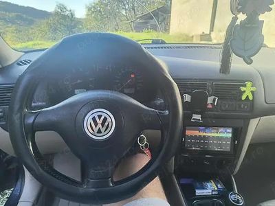 Second-hand VW Golf IV 150 CP (110 kW) 2000