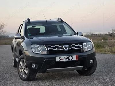 Gri Utilizat 2014 Dacia Duster Prestige SUV | 6.690 EUR (Preț OK)