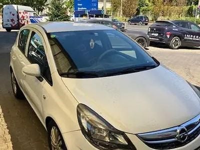 Alb Second-hand 2014 Opel Corsa Berlinǎ | 2.900 EUR (Preț bun)