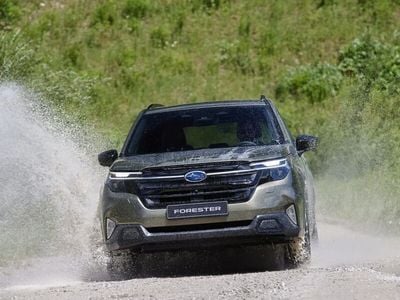 Alb Nouă 2025 Subaru Forester SUV | 38.239 EUR