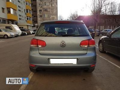 Albastru metalizat Utilizat 2010 VW Golf VI Hatchback | 7.800 EUR