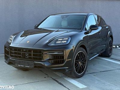 Culoarenegru Utilizat 2023 Porsche Cayenne Coupe Coupe | 102.850 EUR