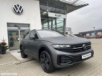 Culoaregri Nouă 2025 VW Touareg R-line SUV | 85.027 EUR