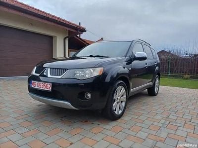 Utilizat 2007 Mitsubishi Outlander SUV | 4.999 EUR (Scump)