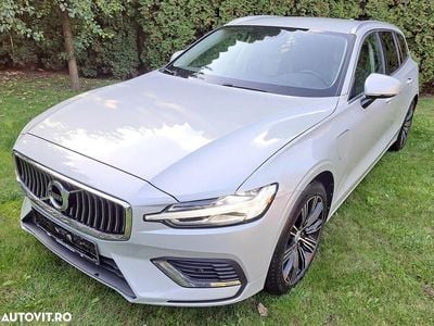 Culoaregri Utilizat 2021 Volvo V60 Momentum Break | 23.946 EUR