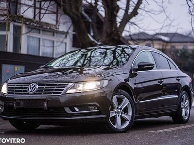 Second-hand VW Passat 140 CP (102 kW) 2014 Culoaremaro Berlinǎ