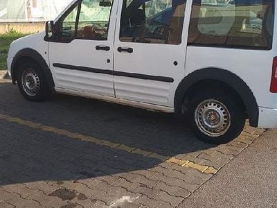 Utilizat 2008 Ford Tourneo Monovolum | 2.000 EUR