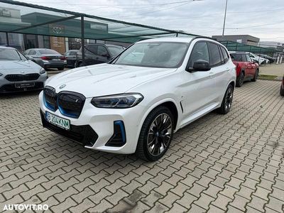 Second-hand BMW iX3 Sport Line 210 kW (286 CP) 2022 Culoarealb SUV