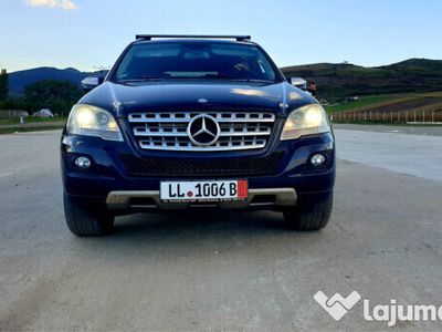 Mercedes ML320