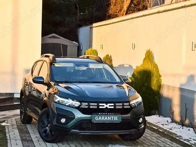 Second-hand Dacia Sandero Stepway 100 CP (73 kW) 2025 Verde Hatchback