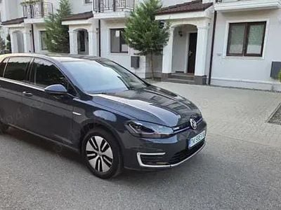 VW e-Golf