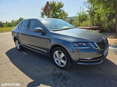 Culoaregri Utilizat 2018 Skoda Octavia Style Hatchback | 14.200 EUR (Puțin scump)