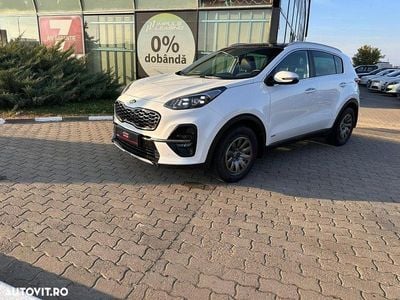 Alb Utilizat 2019 Kia Sportage SUV | 23.000 EUR (Scump)