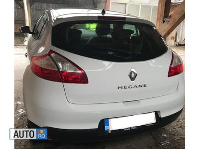 Second-hand Renault Mégane III 110 CP (80 kW) 2009 Alb Hatchback