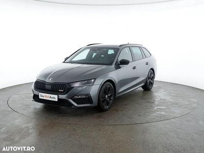Gri mediumetalic Second-hand 2023 Skoda Octavia RS Break | 28.500 EUR (Puțin scump)