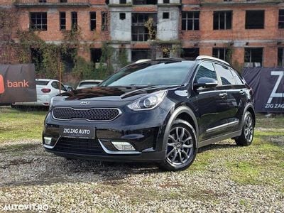 Culoarenegru Utilizat 2017 Kia Niro Vision SUV | 14.350 EUR (Puțin scump)