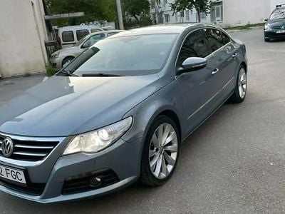 Gri Utilizat 2009 VW Passat Hatchback | 6.850 EUR (Scump)