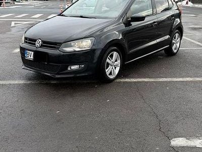 Culoarenegru Utilizat 2014 VW Polo Hatchback | 5.100 EUR (Preț bun)