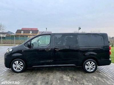 Second-hand Peugeot Expert Comfort plus 177 CP (130 kW) 2018 Culoarenegru Van