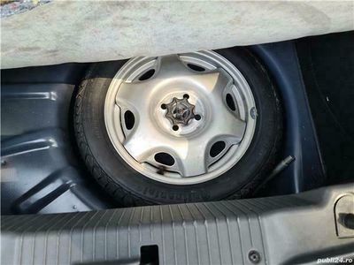 Gri Utilizat 2006 Opel Tigra Coupe | 3.100 EUR