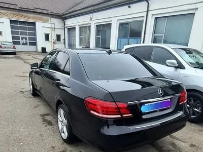 Mercedes E200