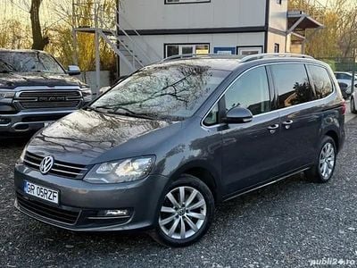 Gri Utilizat 2013 VW Sharan Highline Monovolum | 8.990 EUR (Super Preț)