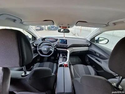 Alb Utilizat 2020 Peugeot 3008 SUV | 13.500 EUR (Preț OK)