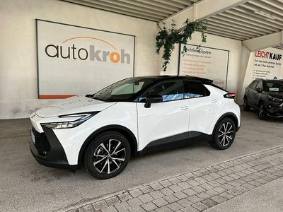 Utilizat 2024 Toyota C-HR Team SUV | 32.781 EUR