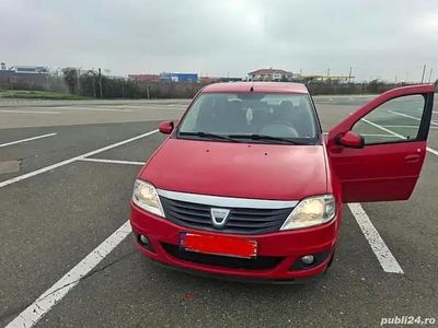 Rosu Utilizat 2010 Dacia Logan Berlinǎ | 3.500 EUR