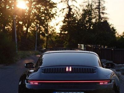 Second-hand Porsche 992 480 CP (353 kW) 2024 Culoarenegru Cabrio