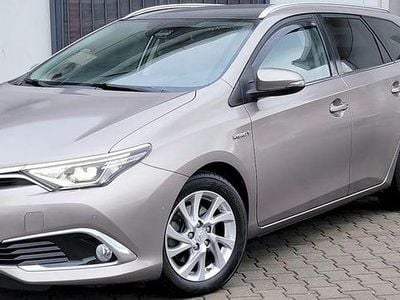Culoaremaro Second-hand 2015 Toyota Auris Hybrid Sol Break | 10.999 EUR (Preț OK)