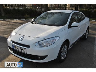 Second-hand Renault Fluence 80 kW (110 CP) 2012 Alb Berlinǎ