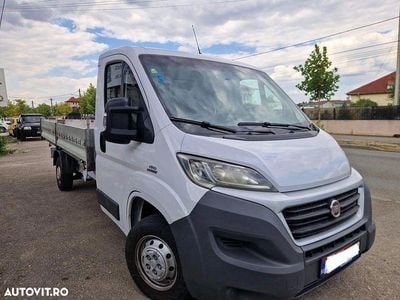 Culoarealb Utilizat 2015 Fiat Ducato Van | 8.500 EUR (Preț bun)