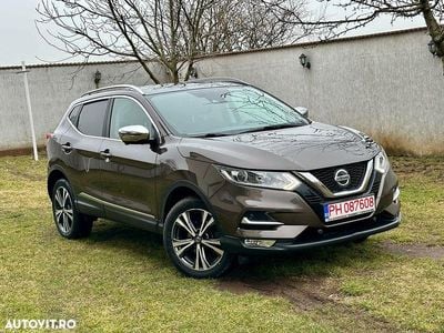 Second-hand Nissan Qashqai 130 CP (95 kW) 2018 Culoaremaro SUV