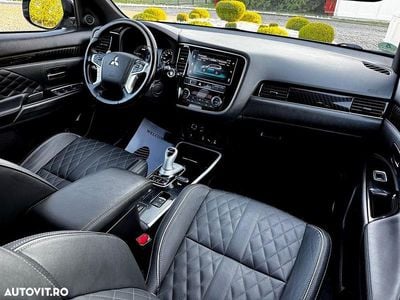 Mitsubishi Outlander P-HEV