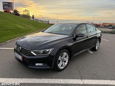 Culoarenegru Utilizat 2015 VW Passat Comfortline Break | 9.990 EUR (Preț bun)