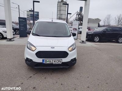 Culoarealb Second-hand 2020 Ford Transit Monovolum | 10.499 EUR