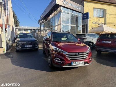 Second-hand Hyundai Tucson 185 CP (136 kW) 2016 Culoarerosu SUV