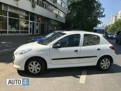 Second-hand Peugeot 206 70 CP (51 kW) 2010 Alb Hatchback