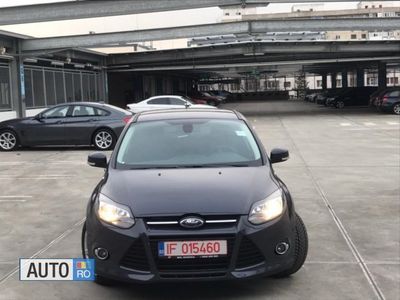 Gri Utilizat 2012 Ford Focus Hatchback | 6.590 EUR (Scump)