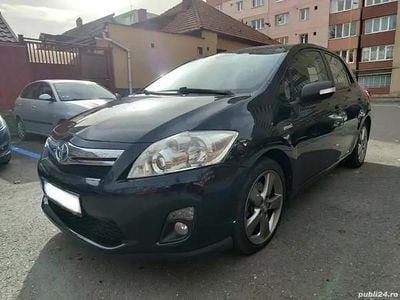 Gri Utilizat 2012 Toyota Auris Hybrid Hatchback | 6.990 EUR (Preț bun)
