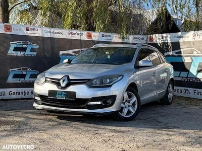Culoareargint Utilizat 2015 Renault Mégane GrandTour Experience Break | 5.950 EUR (Preț OK)