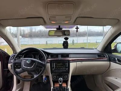 Second-hand 2010 Skoda Superb Berlinǎ | 6.500 EUR (Puțin scump)