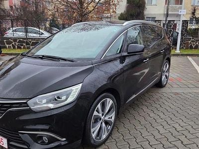 Culoarenegru Utilizat 2018 Renault Grand Scénic IV Business Monovolum | 12.500 EUR (Super Preț)