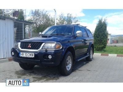 Second-hand Mitsubishi Pajero 2002 Albastru SUV