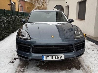 Culoarealbastru Second-hand 2019 Porsche Cayenne SUV | 42.000 EUR