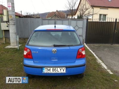 Second-hand VW Polo 54 CP (39 kW) 2004 Albastru Hatchback