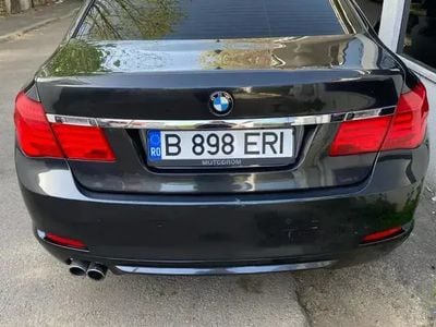BMW 730