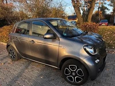 Auriu Utilizat 2019 Smart ForFour Hatchback | 9.800 EUR